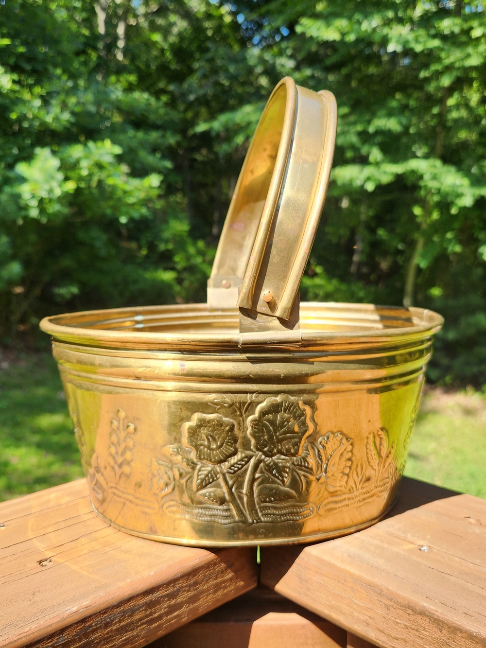 Brass Decorative Flower Basket / Planter with Handle